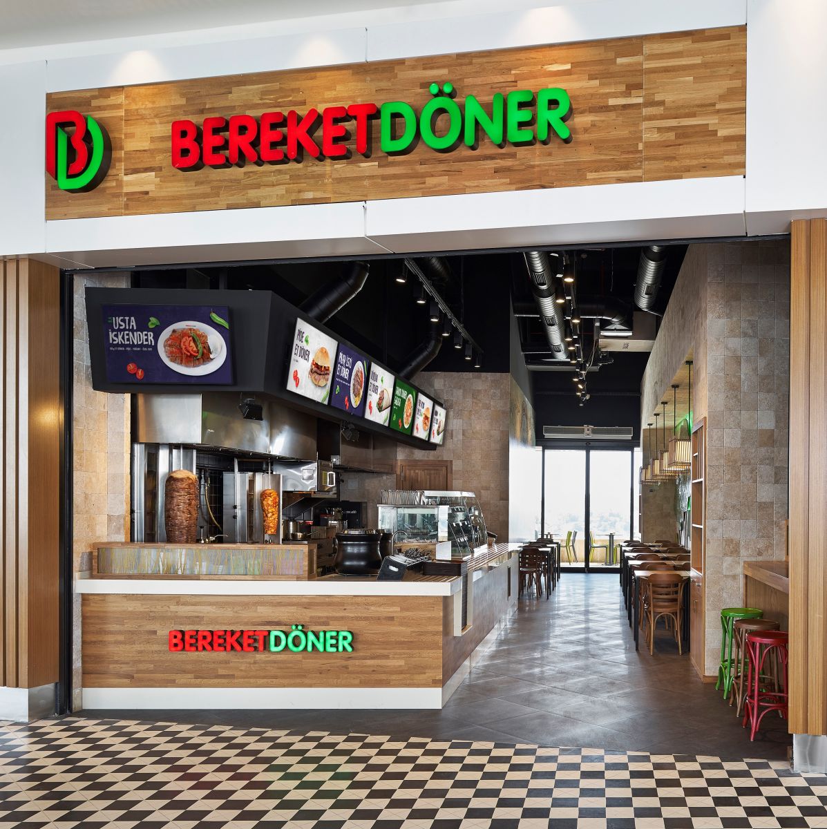 Bereket Döner CEO'su Muhammet Nezif Emek: 'Yerli̇ üreti̇mle büyüdük, yeni̇ yatırımlara hız vereceğiz'